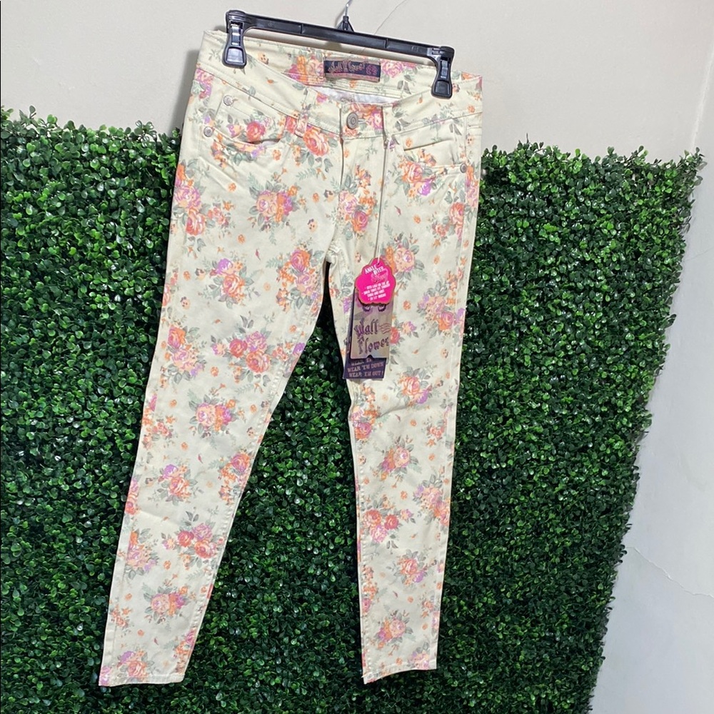 Wallflower Floral Women's Jeans Sz 3